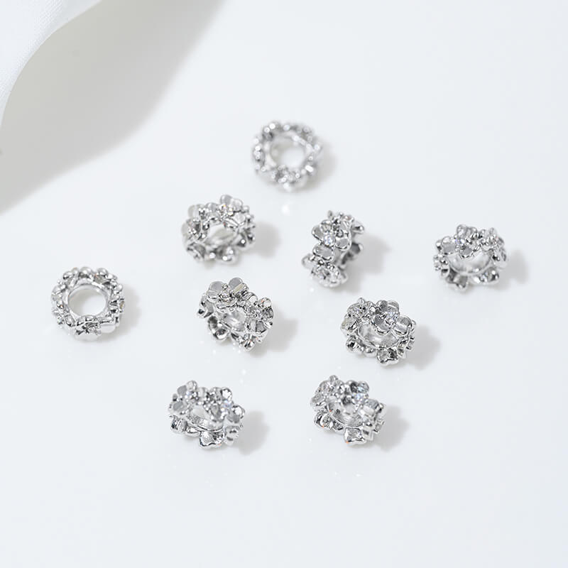Platinum inlaid zircon snowflake spacer beads