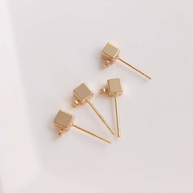 14K gold-plated 4mm small cube with hanging silver needle studs