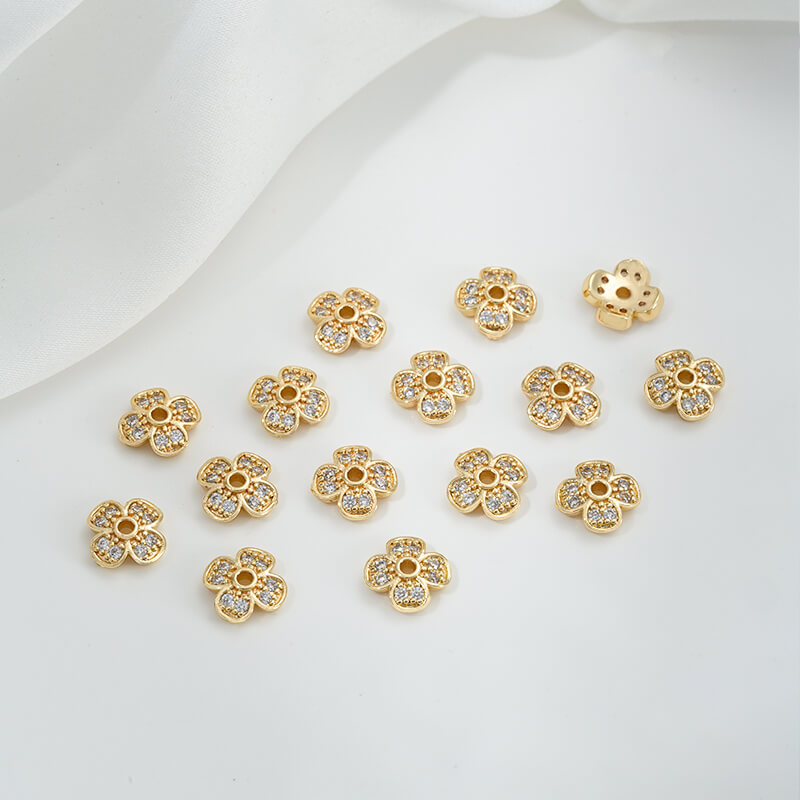 Inlaid with zircon snowflakes, daisy and plum blossoms, small bead holders