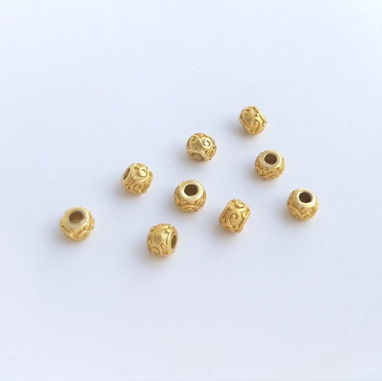 18K matte gold double-sided spacer beads four-leaf clover wreath crown bead spacer