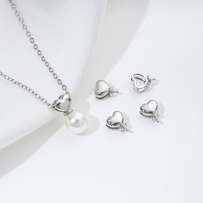 Geometric necklace pendant with zircon, bird, four-leaf clover, heart-shaped pearl setting