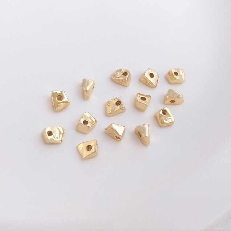 Special-shaped triangular small gold spacer beads, irregular round loose beads 10 pieces