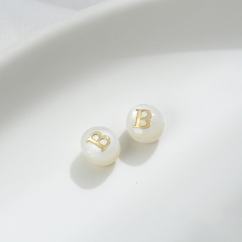 Small size natural white butterfly shell double-sided metal 26 letter spacer beads