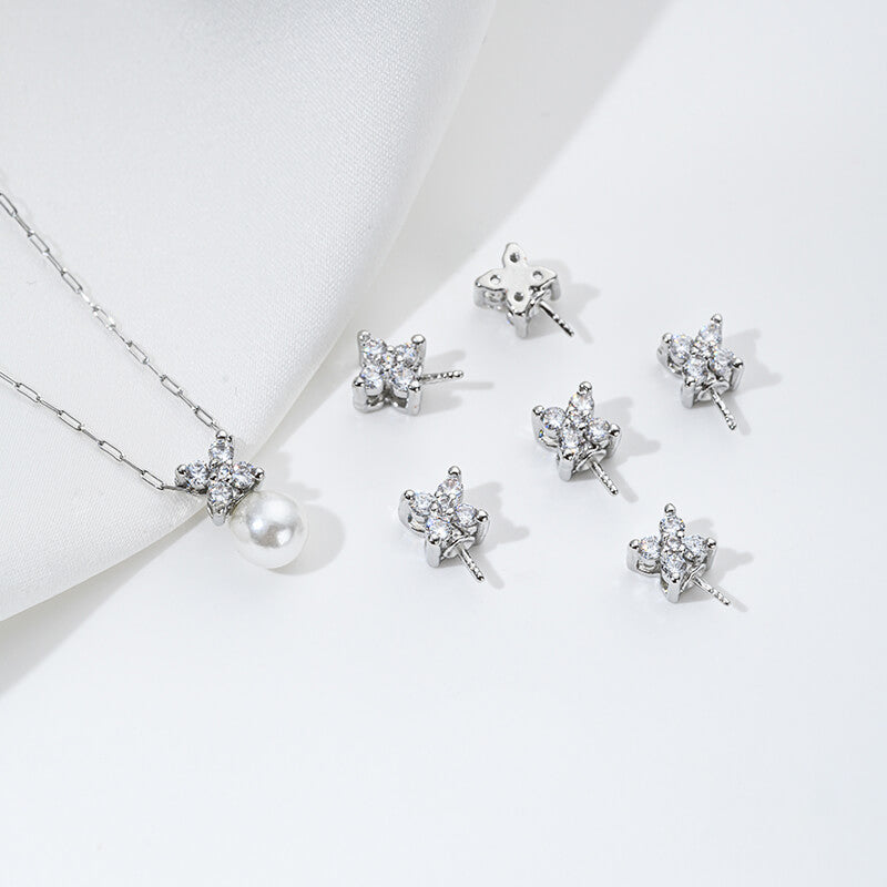 Geometric necklace pendant with zircon, bird, four-leaf clover, heart-shaped pearl setting