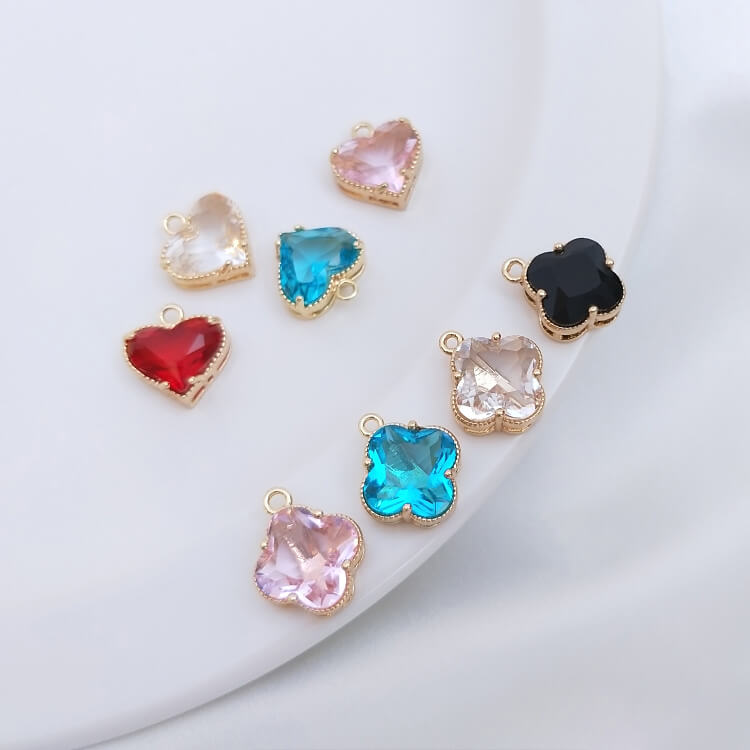 Copper-clad 14K real gold inlaid with large zircon heart four-leaf clover pendant