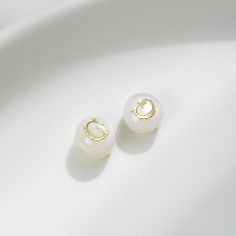 Small size natural white butterfly shell double-sided metal 26 letter spacer beads