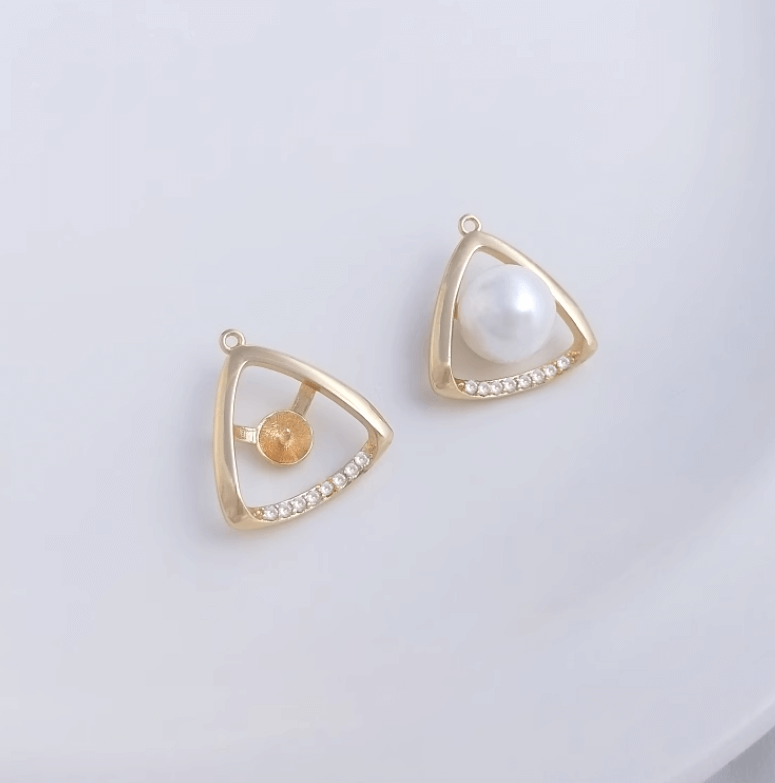 Micro-inlaid zircon pearl hollow necklace pendant