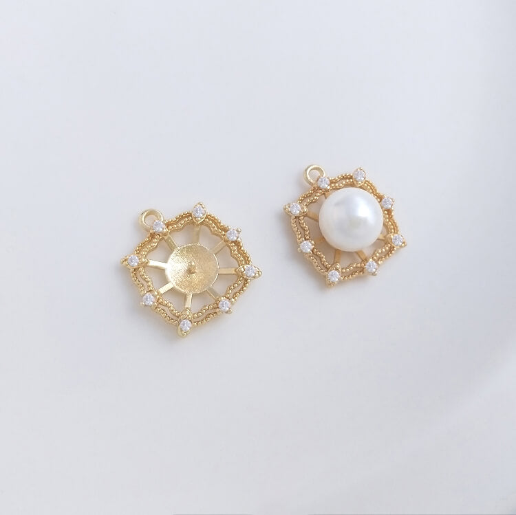 Micro-inlaid zircon pearl hollow necklace pendant