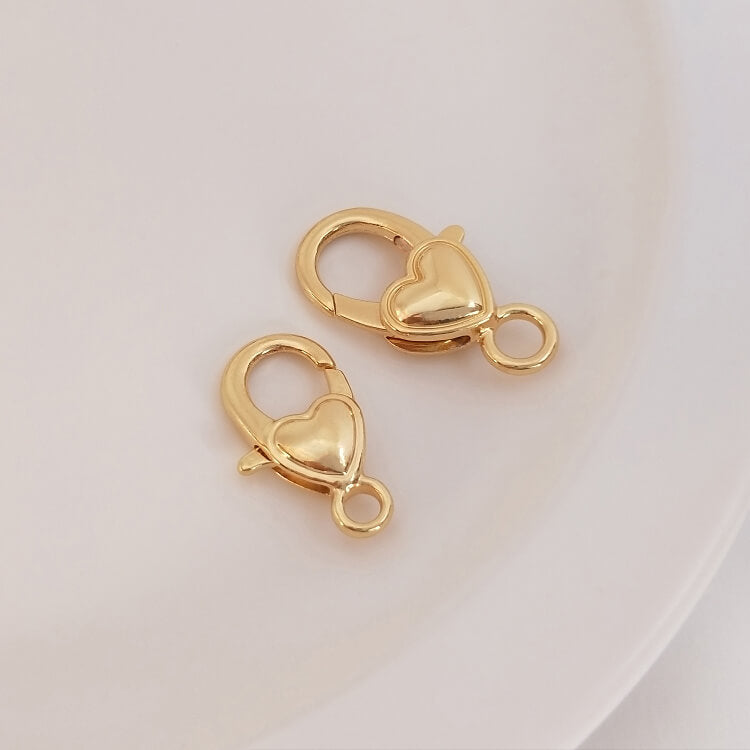 Heart-shaped spring lobster clasp