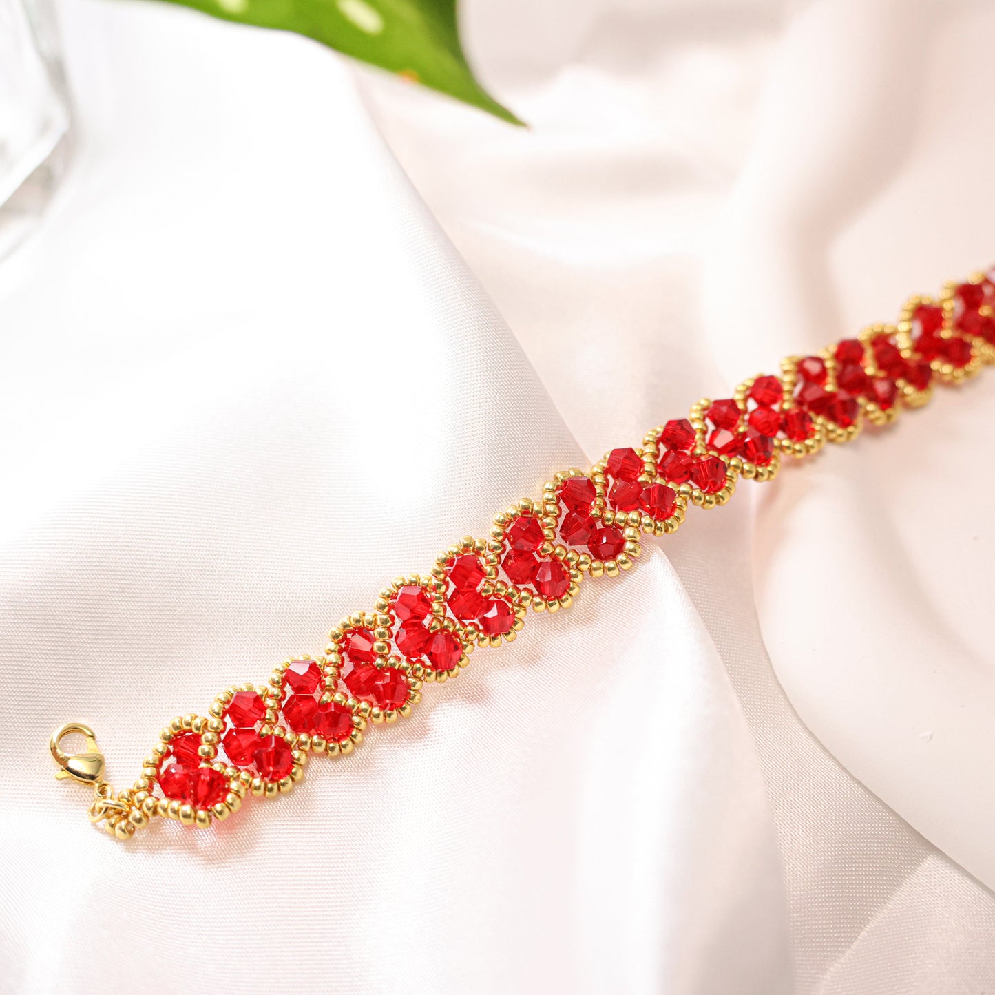 Chirimiri Handmade Red heart crystal bracelet - Fiery Passion Cascade