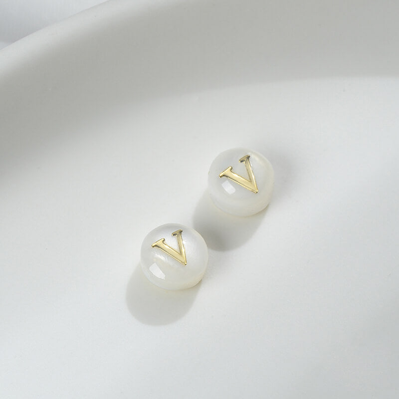 Small size natural white butterfly shell double-sided metal 26 letter spacer beads