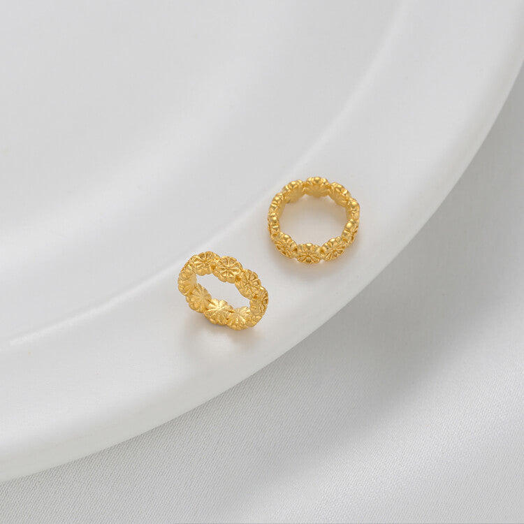 Garland hollow lantern round bead four-leaf clover lotus auspicious cloud Ruyi spacer bead