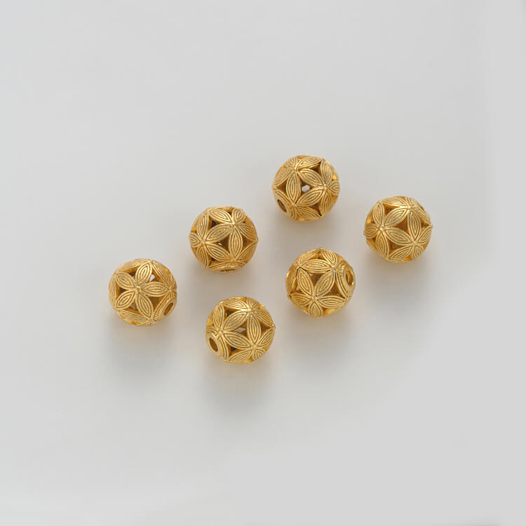 Garland hollow lantern round bead four-leaf clover lotus auspicious cloud Ruyi spacer bead