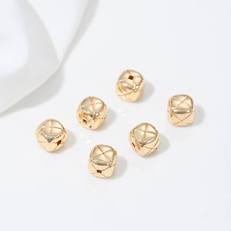 3D square spacer beads with zircon 14K white k