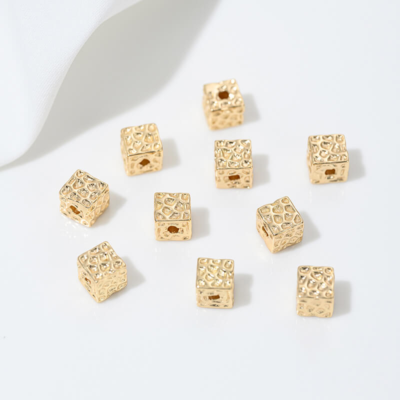 Zircon-inlaid snake-shaped spacer beads, barrel beads, square beads spacers