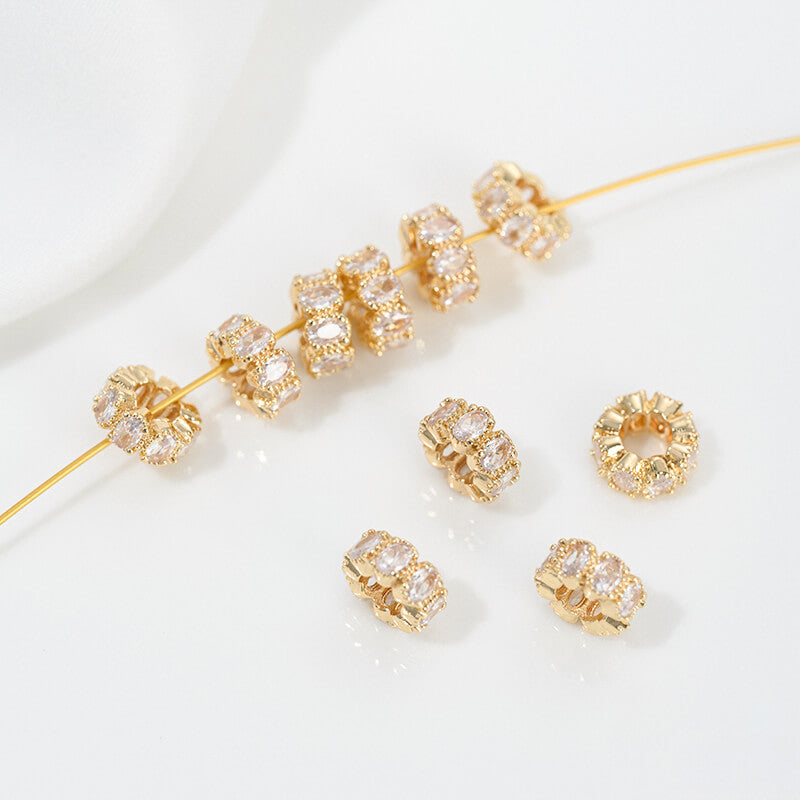 Micro-inlaid zircon 14K gold-plated color-preserving snowflake isolation beads