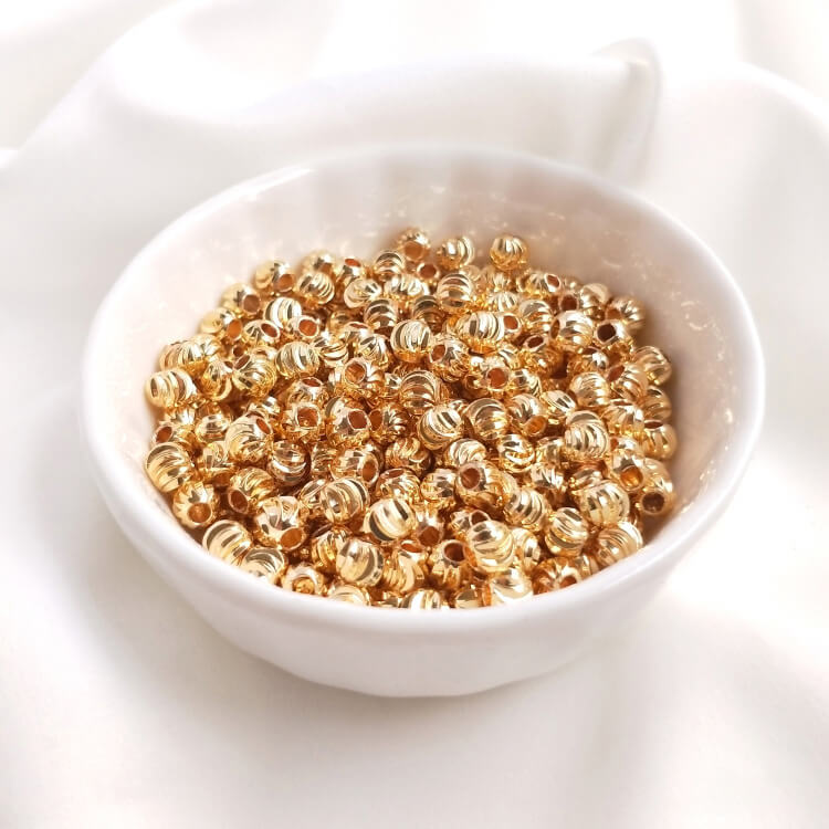 14K gold-plated beads, cut flower beads, cut scimitar pattern round beads