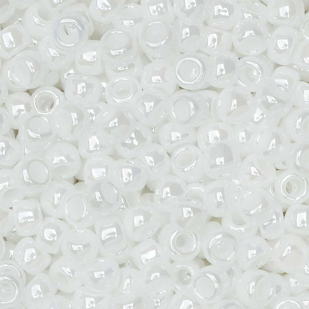 Toho Seed Beads, Round 8/0 #121 'Opaque Lustered White' (10 Grams)