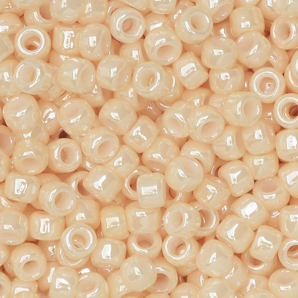 Toho Seed Beads, Round 8/0 #123 'Opaque Lustered Light Beige' (10 Grams)