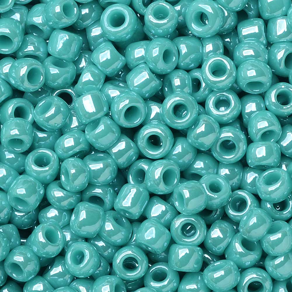 Toho Seed Beads, Round 8/0 #132 'Opaque Lustered Turquoise' (10 Grams)