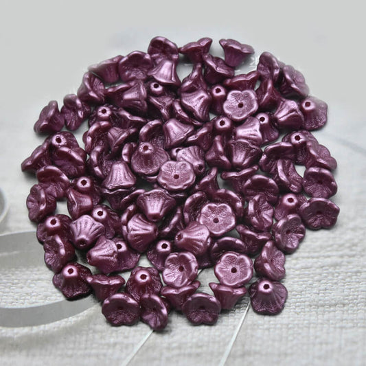 Czech Bell Flower Beads - White Alabaster Pastel Burgundy 5x8 mm, 02010-25031(300 pcs)