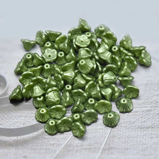 Czech Bell Flower Beads - Wihte Alabaster Pastel Olivine 5x8 mm, 02010-25034(300 pcs)