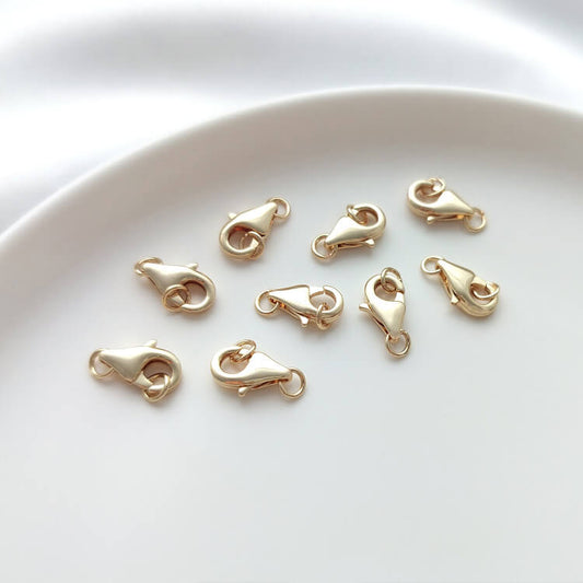 811/812 lobster clasp with closed rings at both ends