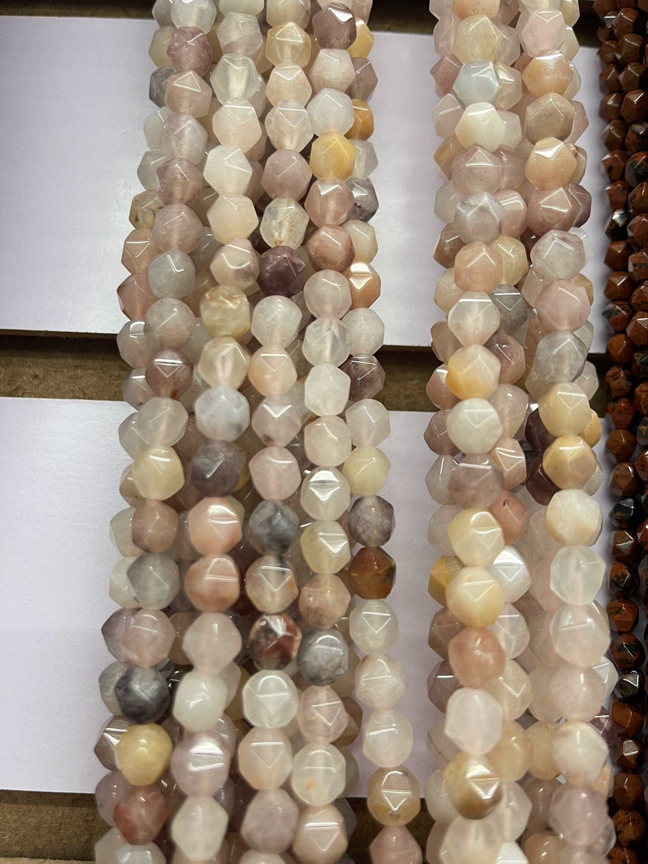 Large cut green straw stone red stone Indian agate violet stone loose beads
