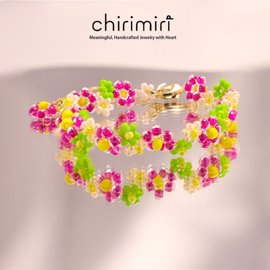 Chirimiri Handmade Jewelry -Summer Vacation Vibe Daisy Flower Bracelet – Tropical Flower Series Gifts Girlfriend Beaded Bracelets Colorful Daisy Design